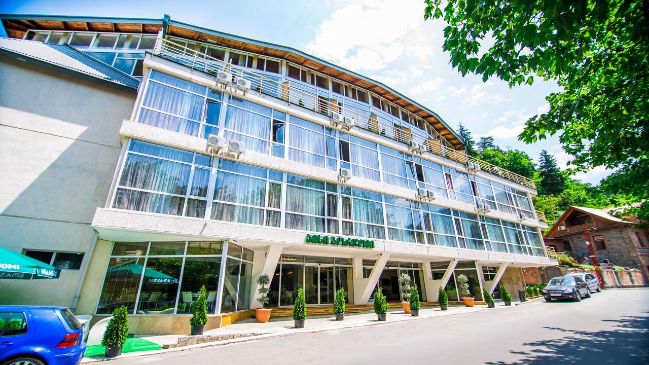 Guest House Bordschomi Exterior foto